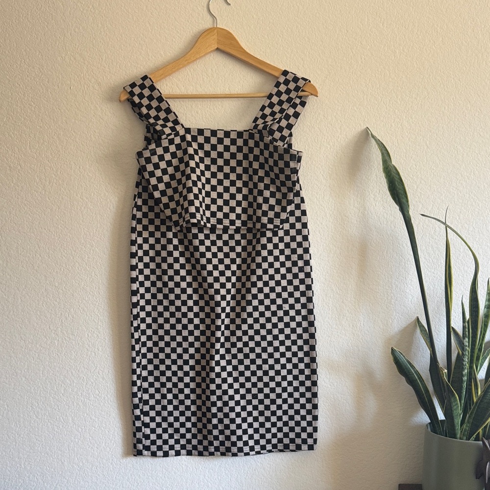 Dressed in LALA Monochrome Checkered Skirt Set